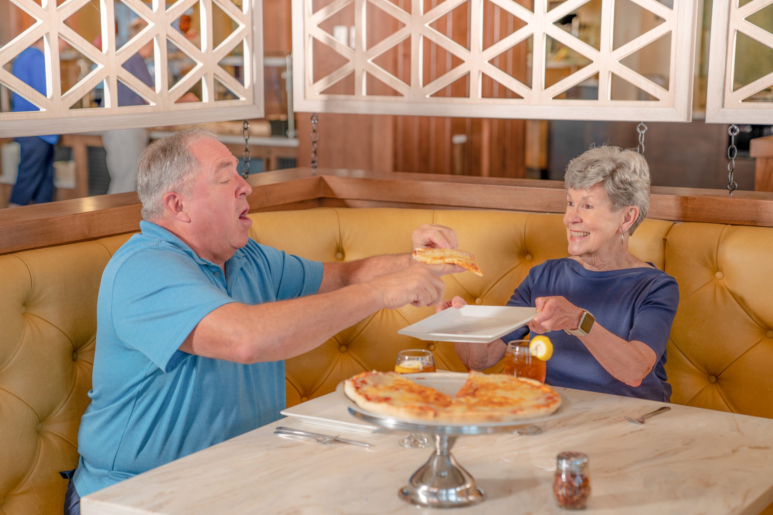 Custer Dining Room Bridgewater Retirement Community